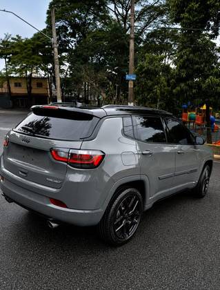 JEEP COMPASS 2.0 HURRICANE 4 TURBO GASOLINA BLACKHAWK AT9 JEEP COMPASS 2.0 HURRICANE 4 TURBO GASOLINA BLACKHAWK AT9